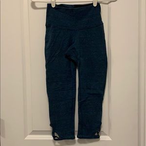 Old navy crop yoga legging